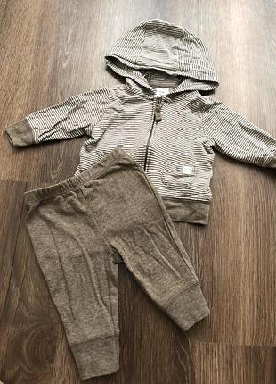 Костюм carter's на 3 місяці