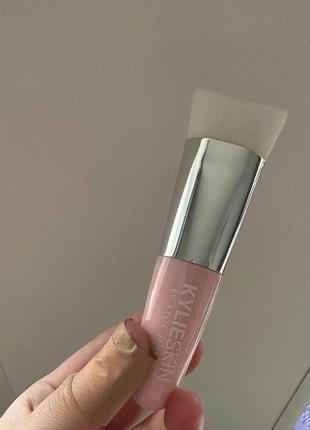 Пензлик для нанесення масок на обличчя kylie skin face mask brush4 фото