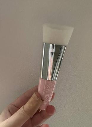 Пензлик для нанесення масок на обличчя kylie skin face mask brush5 фото