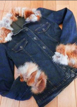 Джинсовая куртка с мехом лисы