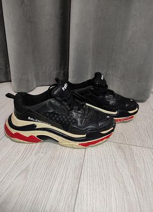 Кросівки в стилі balenciaga triple s