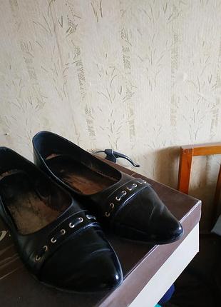 Женские туфли р.43-44