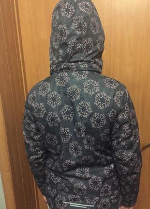 Фірмова термокуртка на дівчинку 6