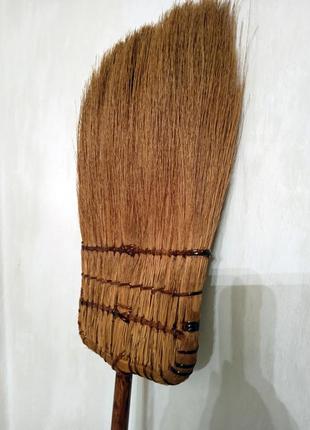 Метла рисовая с бамбуковой длинной ручкой 1,30 м