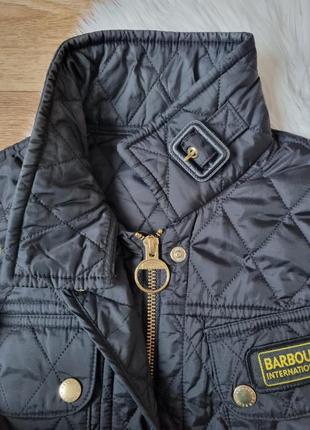 Стеганая куртка barbour (s)3 фото