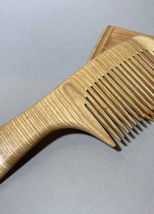 Гребень деревянный для волос с ручкой ясень