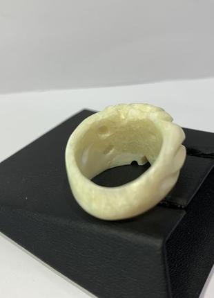 Кільце з бивня моржа, перстень "сердолік" з бивня моржа, прикраса "абстракція", прикраси з кістки9 фото