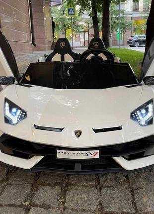 Детский двухместный электромобиль lamborghini aventador svj 24v (белый цвет)