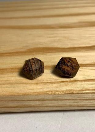 Серьги гвоздики деревянные, серьги украшения, серьги пусеты