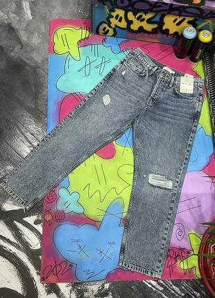 Укорочения плотные джинсы с фабричным потертостями tapered new