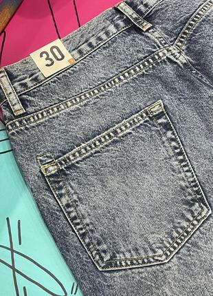 Укорочення щільні джинси з фабричним потертостями tapered new9 фото