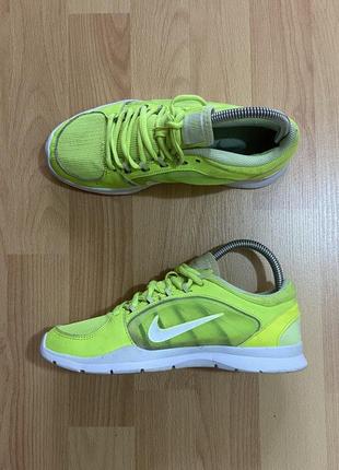 Жіночі кросівки кросівки nike flex trainer 4