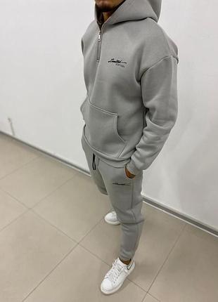 Спортивний костюм