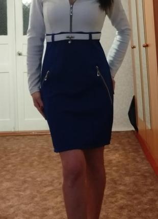 Сукня біло-синя