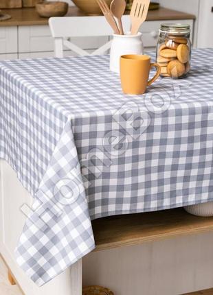 Влагоотталкивающая скатерть