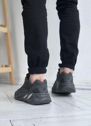 Женские кроссовки adidas yeezy boost 700 v2 vanta leather black скидка sale / smb7 фото