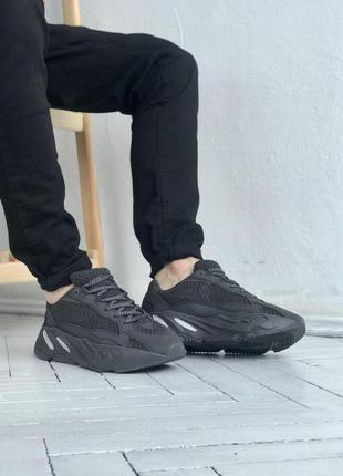 Женские кроссовки adidas yeezy boost 700 v2 vanta leather black скидка sale / smb10 фото