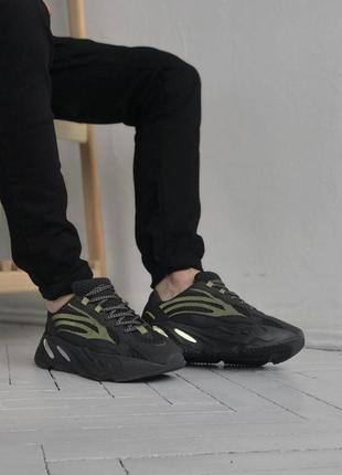 Женские кроссовки adidas yeezy boost 700 v2 vanta leather black скидка sale / smb9 фото