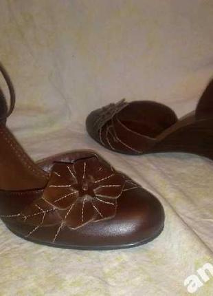Туфлі = marks & spencer= 100% нат. шкіра, англія 38 р
