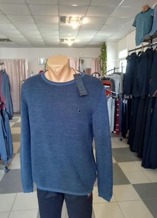 Шерстяной свитер