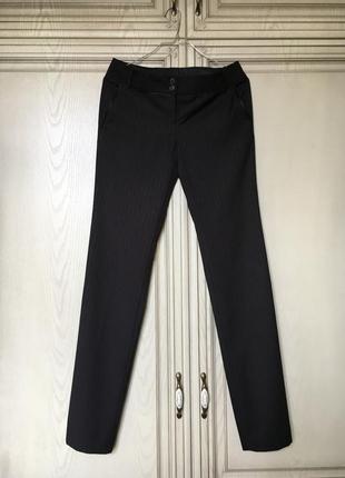 Тонкие брюки из вискозы в мелкую полоску цвета чёрного шоколада размер s франция7 фото