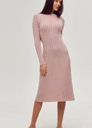 Неймовірна сукня