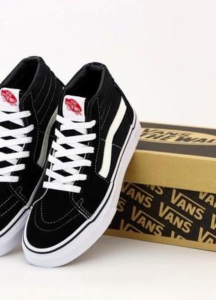 Женские высокие кеды vans черные