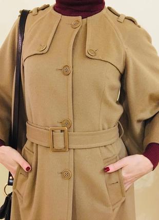 Пальто бренду bgn!