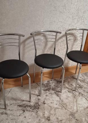 Черные сиденья для ваших кресел и табуретов размером 30, 35 и 40 см.5 фото