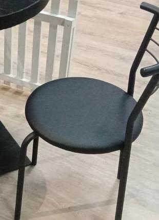 Черные сиденья для ваших кресел и табуретов размером 30, 35 и 40 см.2 фото