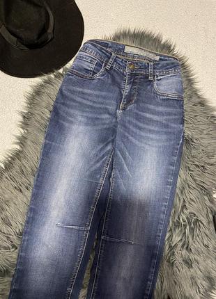 Стильные джинсы размер xs5 фото