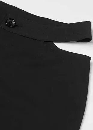 Шикарні чорні брюки,штани з вирізами h&m