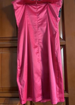 Платье коктейльное короткое