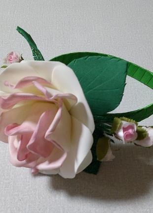 Обруч з квіткою,вінок з розами