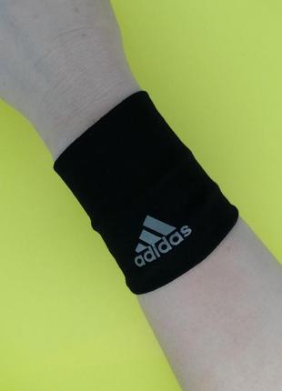 Напульсник  adidas на блискавці (арт. fp007)