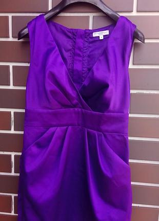 Шикарне атласну сукню