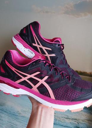 Кросівки asics,40 розмір, в'єтнам
