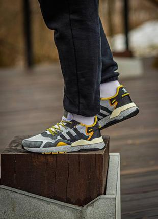 Кроссовки adidas nite jogger boost core black yellow dark grey