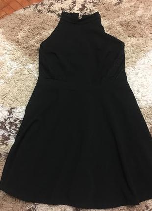 Дуже гарна сукня з голою ажурною спинкою new look