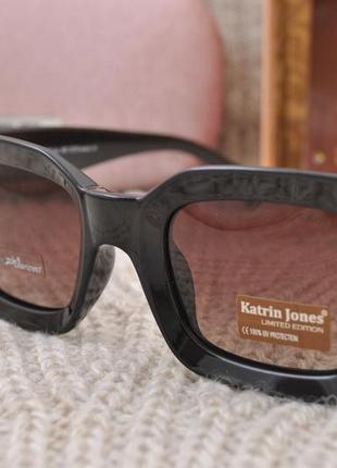 Фирменные солнцезащитные   очки  katrin jones kj084603 фото