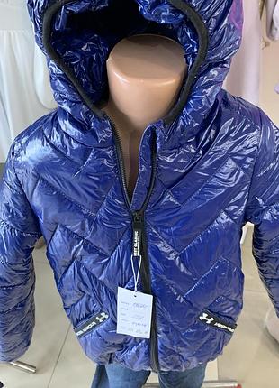 Курточка весенняя