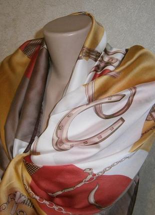 Шикарный, большой женский шарф с натуральным шелком.4 фото
