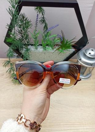 Солнцезащитные очки gabriela marioni1 фото