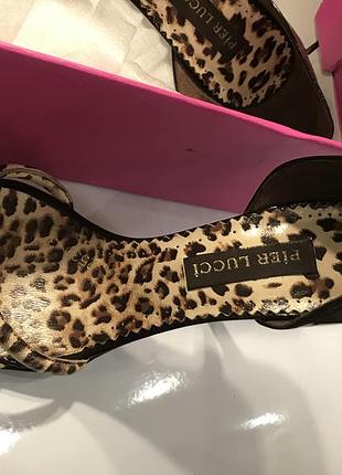 Босоніжки літні дуже елегантні