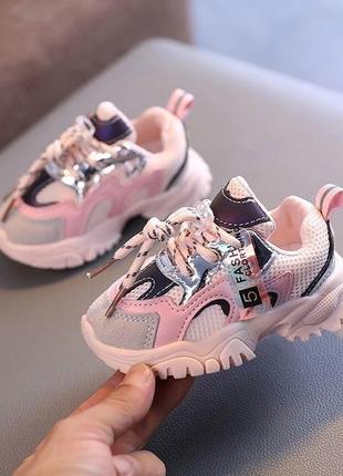 Кроссовки для деток смотрите замеры