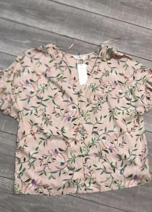 Новая блуза рубашка футболка в цветы2 фото