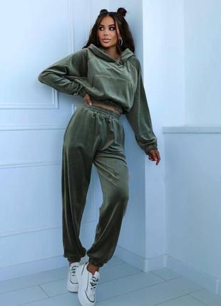 Велюровий спортивний костюм8 фото