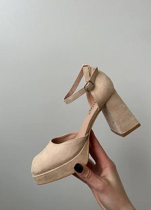 Босоножки из эко-замши