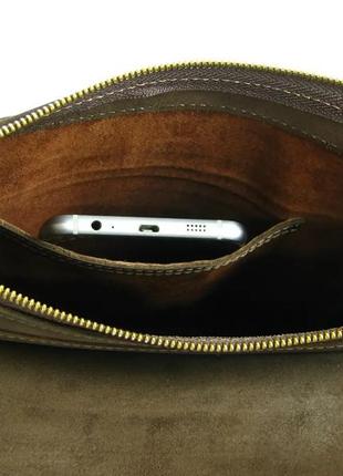 Мужская кожаная сумка через плечо из натуральной кожи планшет мессенджер с клапаном коричневая4 фото