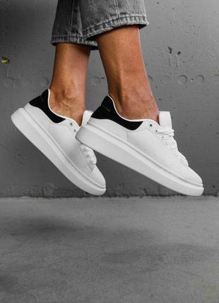 Женские кроссовки alexander mcqueen low white black 1 / smb